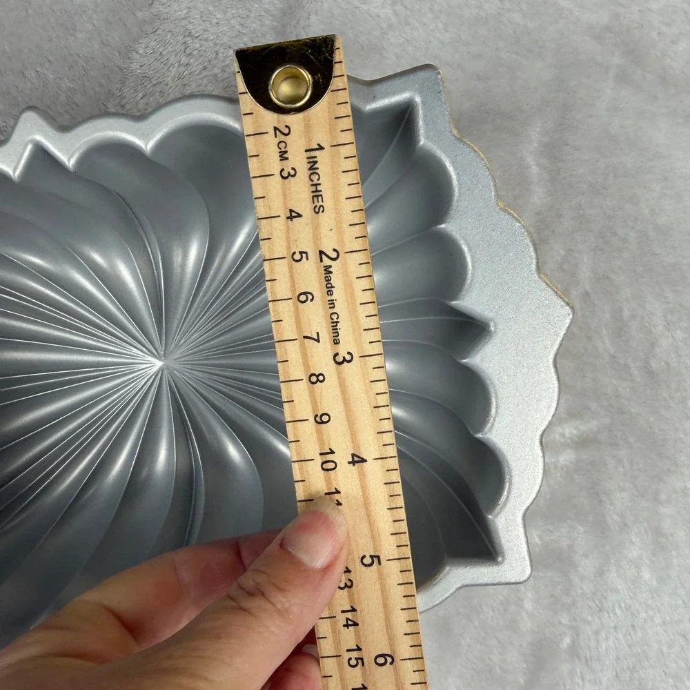 Nordic Ware classic fluted
